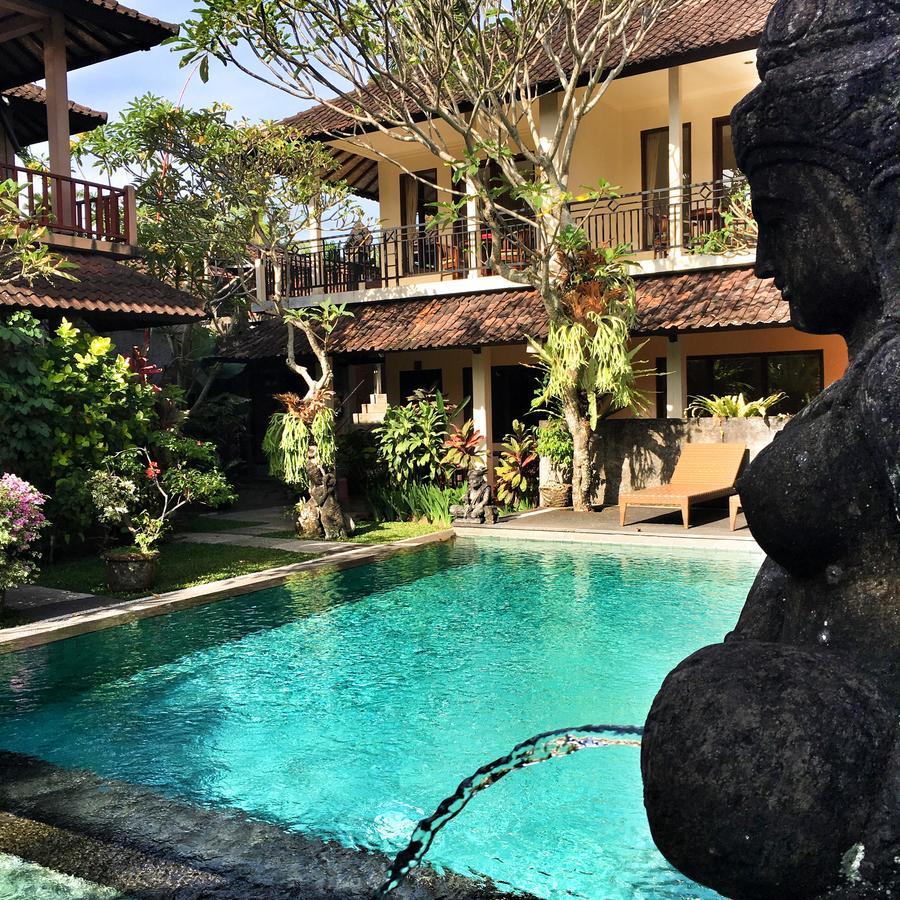 Merthayasa Bungalows Ubud  Luaran gambar